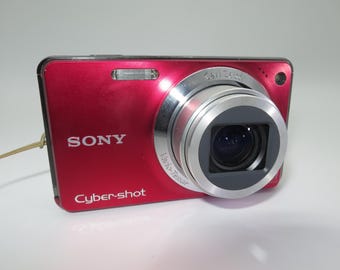 Sony CyberShot DSC W270 12.1 MP 5x Optical Zoom Digital Camera red with usb charger, battery, memory card, Tested and Works perfect