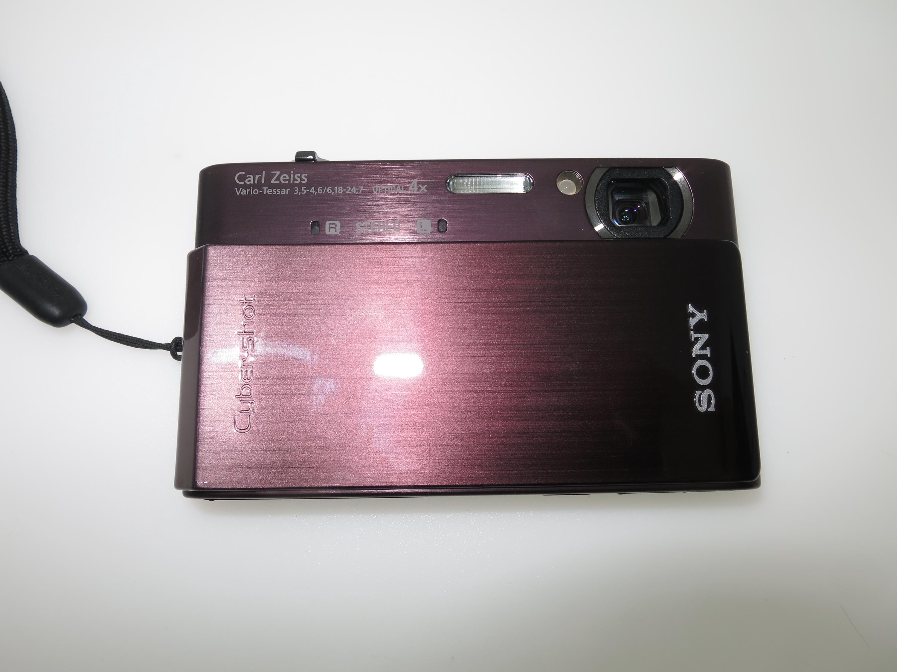 Sony Cyber-shot T900: 12.1MP Ultra Thin Compact Digital Camera