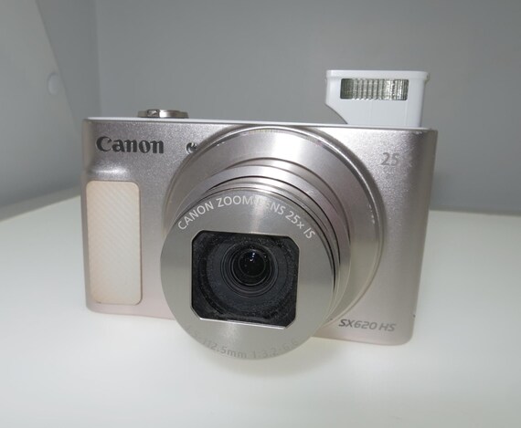 thumbnail image 2 of Canon PowerShot SX620 HS Digital Camera - 20.2MP, 25x Optical Zoom, Wi-Fi, 90% New 2 of 5