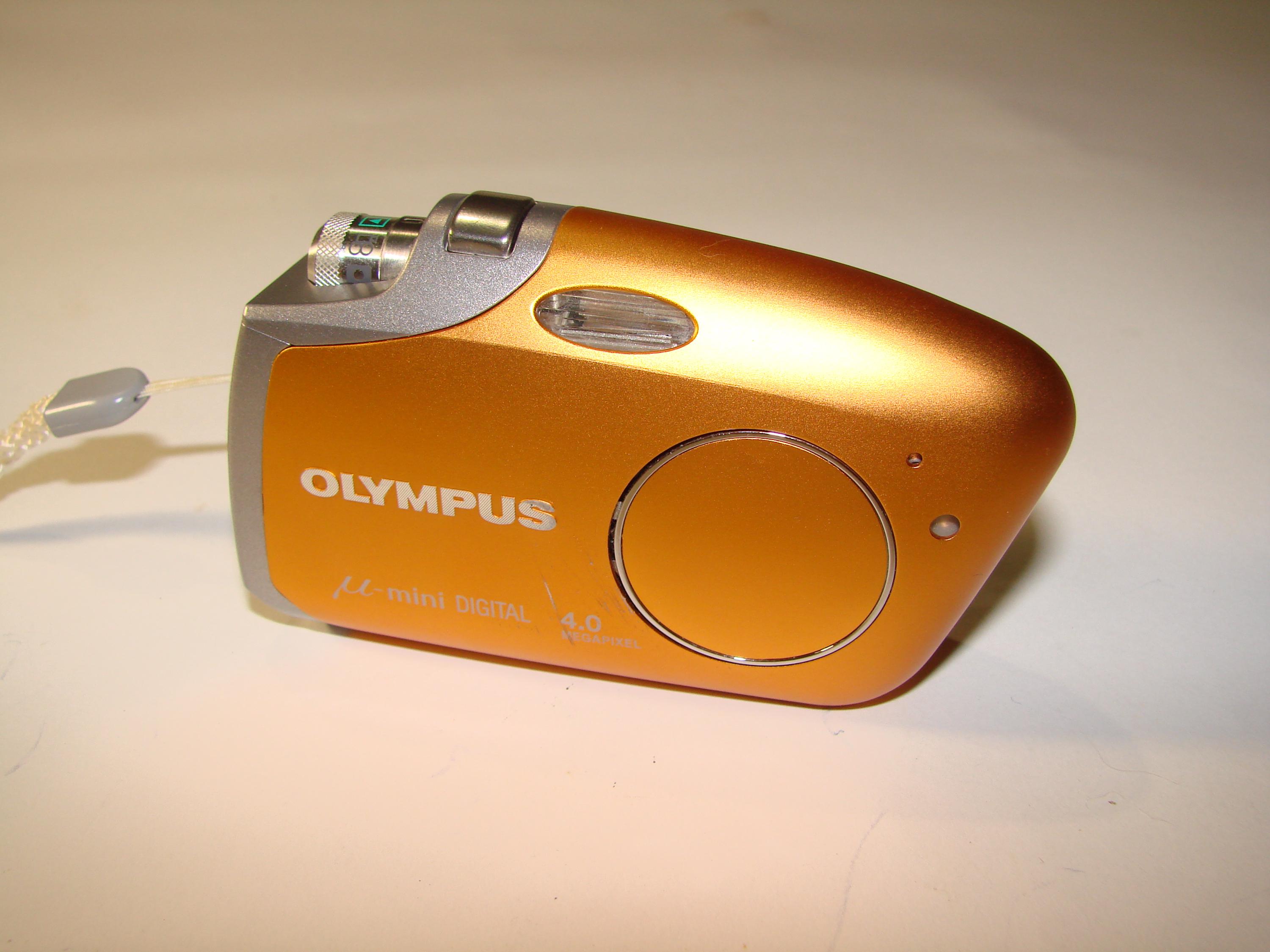 Olympus Mju Mini DIGITAL 4MP 2X Zoom Compact Digital Camera Know