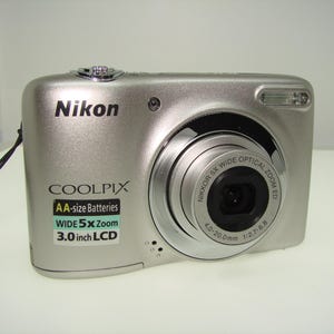 Nikon COOPLIX L25 digitale compacte camera zilver 10,1 mp 5x zoom + geheugenkaart en usb-kabel - zo goed als nieuw - getest en werkend