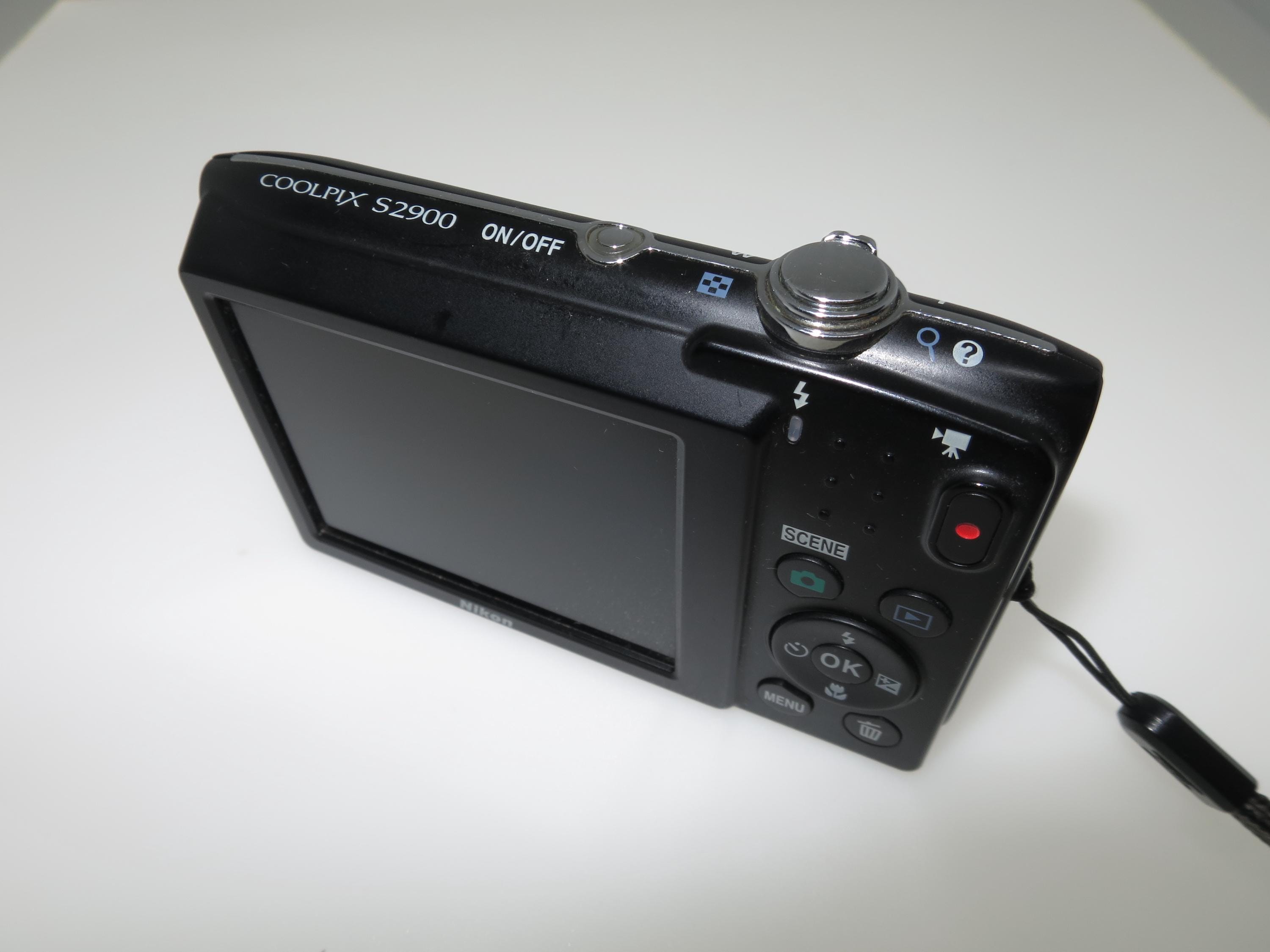 Nikon COOLPIX S2900: 20MP コンパクトデジタルカメラ - バッテリー