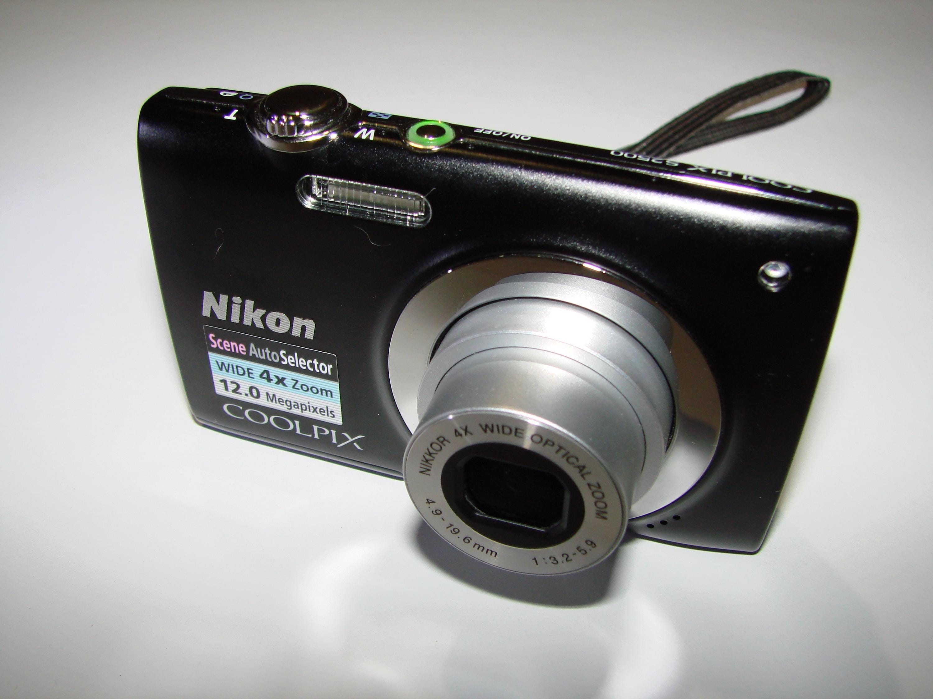 Nikon COOLPIX S2500 12MP Compact Digital Camera Black Color With 