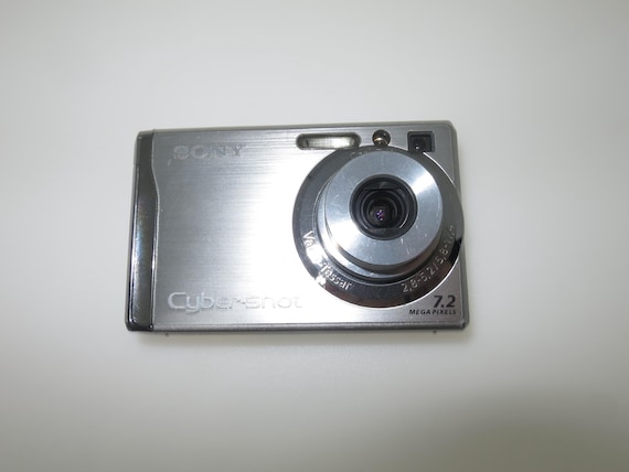 Sony Cyber-shot DSC-W80 7.2MP Compact Vintage Digital Camera