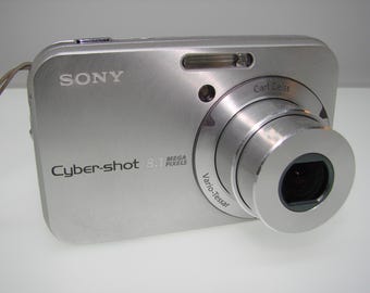 SONY Cyber-shot DSC-P93 4.0メガピクセル Amazon.com : Sony