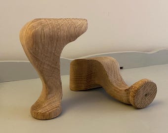 Juego de 2 patas cabriolé Queen Anne de roble macizo de 15 cm, acabadas a mano, para sofá cama, taburete y armario (95 mm de ancho x 75 mm de alto)