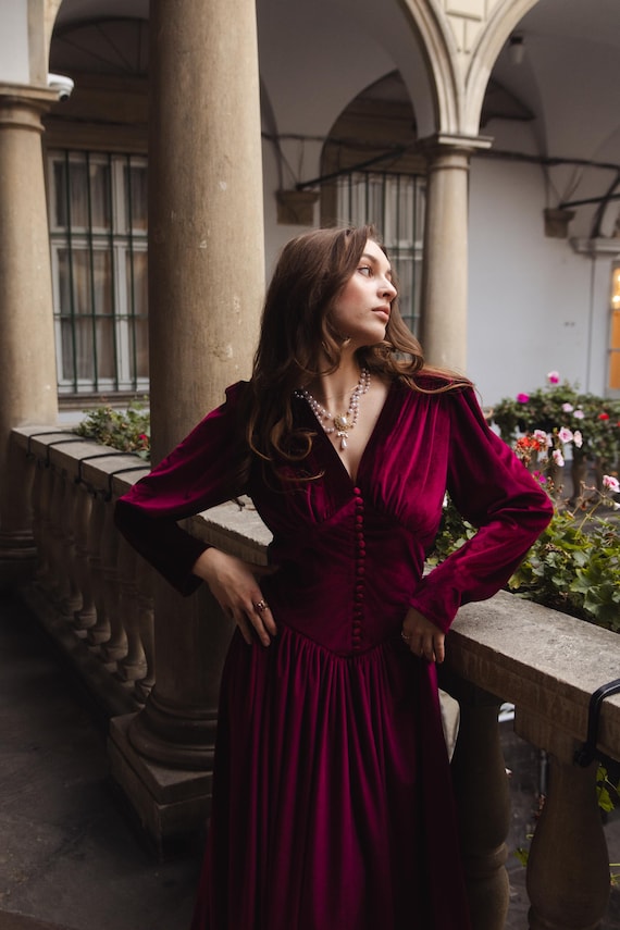 vintage burgundy velvet dress spirit 60s velour dress red Bordeaux dress wine puffy sleeves dress red midi retro dress velour wine This bewitching dress