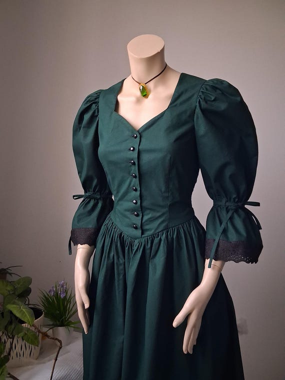 dark green dress with black lace Victorian Emerald Edwardian Dress Puffy Sleeves V Line Waist Vintage Dress Long Green Gothic Cottage Core casino royale costume