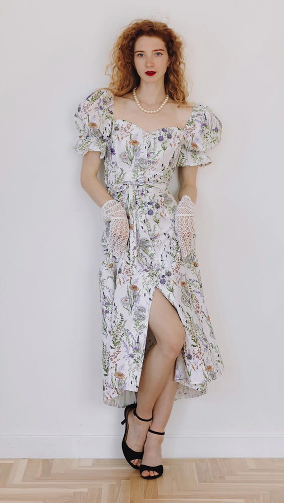 90s fashion floral dress A silhouette floral dress buttons down puffy sleeves wildflowers dress 90s style dress Y2K
