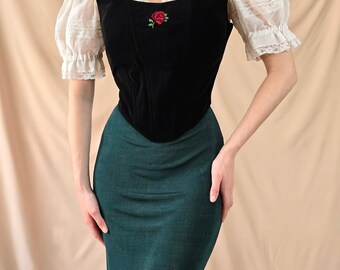 Vintage Korsett Bluse schwarz Velour bestickte Blusenärmel Vintage Weste Velour Gothic Bluse Österreichische Bluse