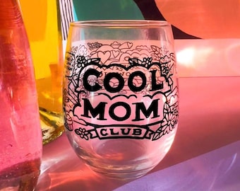 Cool Mom Club  //  Wine Glass