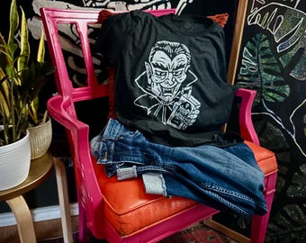 Thirsty Vampire  //  Adult Crew T-shirt
