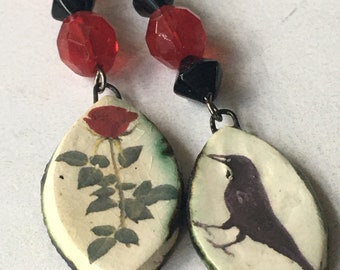 Black raven red rose asymmetric dangle earrings