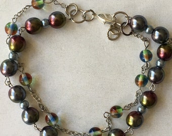 Double strand peacock glass pearl bracelet