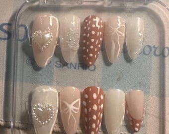 White Fawn Elegant Folk Sophisticated Coquette Press on Nails