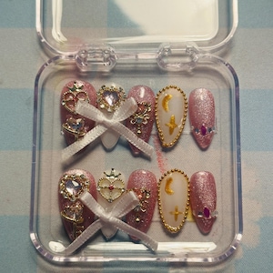 Pink and Gold Y2K Gyaru Charm Princess Themed Press on Nails