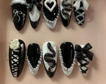 Handmade Grunge/Emo/Goth Black and White Gel Presson Nails