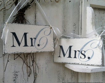 Mr. and Mrs. Wedding Chair Signs, Bride and Groom Chair Signs, Wedding Signs, Handpainted Signs, 9 x 5