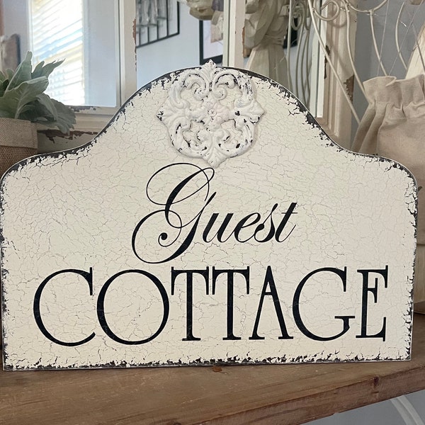GUEST COTTAGE. Lake House, Beach Cottage, Vintage Style Signs, 17 x 12
