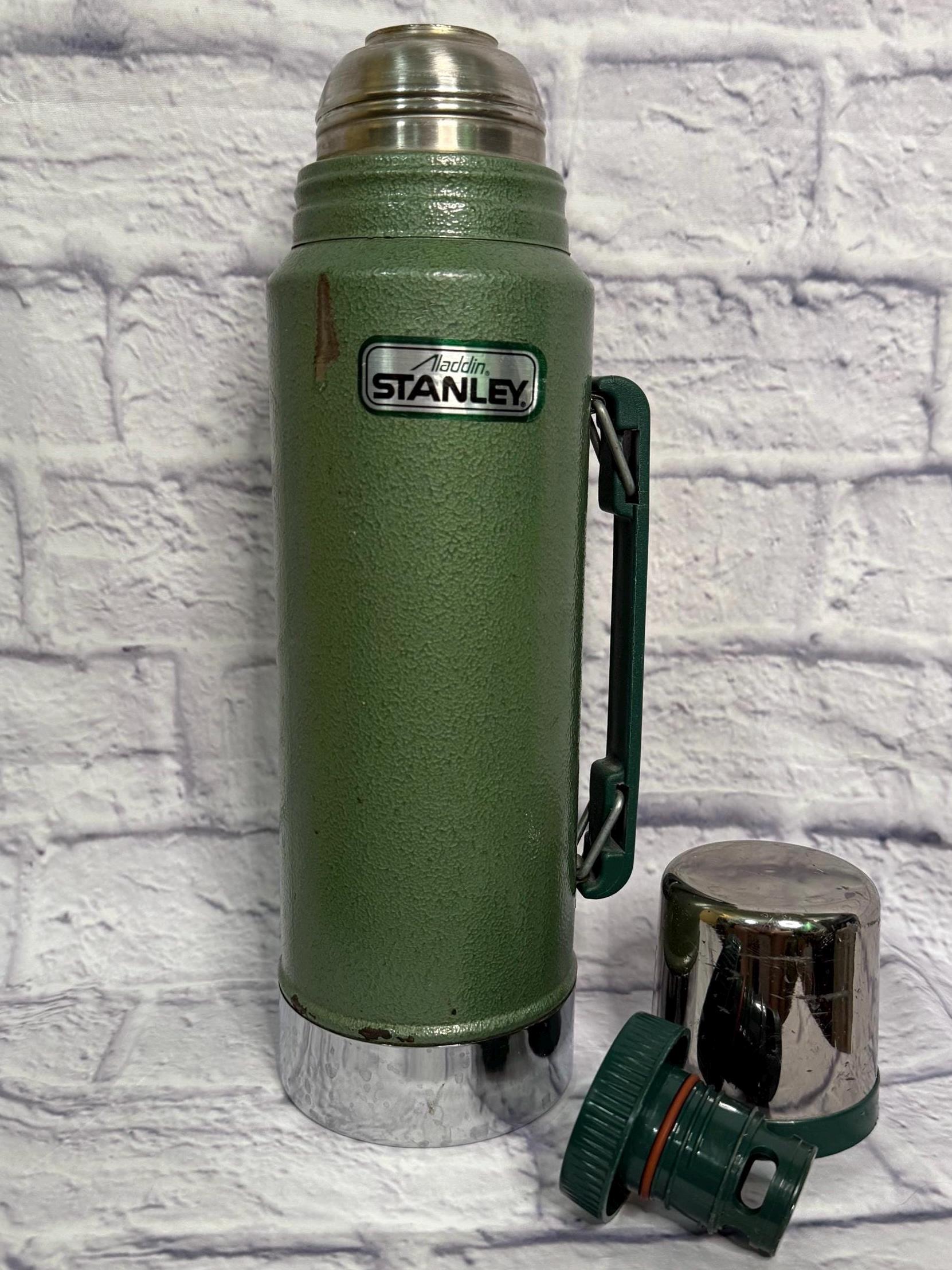 Stanley Green Thermos Tumbler A944DH Quart Year 2000