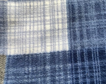 Fleece Blue/Gray Plaid Small Blanket