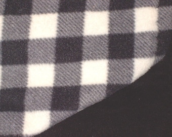 Fleece White/Black Buffalo Check Plaid Blanket