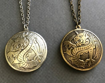 Dragon Locket Gothic Hidden Locket Medieval Dragon Necklace Unisex Men's Jewelry BFF Gift Vintage Style Style Round Photo Holder Men's Gifts