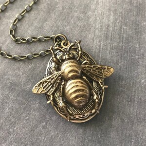 Bold Bee Locket Vintage Inspired Unisex Locket Insect Jewelry ...