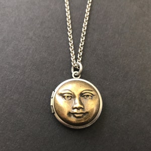 Small Celestial Locket Antique Silver Lunar Moon Star Necklace Bridesmaid Gift Unisex Men&#39;s Locket Best Friend Gift Photo Locket
