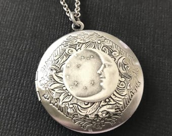 Celestial Floral Locket Necklace: Vintage Style Moon Stars Pendant