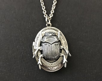 Silver Beetle Locket Oval Insect Locket Entomologist Gift Gothic Bug Scarab Jewelry Men's Locket Unisex Jewelry Creepy Insect Vintage Style