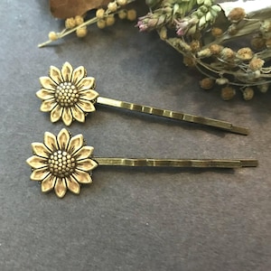 Sunflower Hair Pins Gold Woodland Flower Floral Bobby Pin Nature Inspired Garden Flower Bohemian Bride Woodland Wedding Bridesmaid Hair