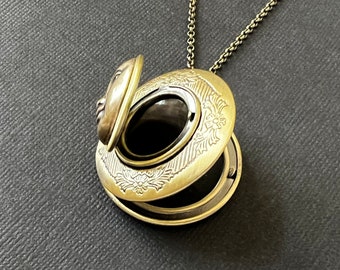 Full Moon DOUBLE 4 Photo Celestial Locket Vintage Style Antique Brass Moon Locket Friendship Gifts Floral Pendant Unisex Locket Baby Photos