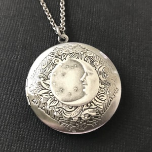 Celestial Floral Locket Crescent Moon Stars Vintage Style Gift for Friends Woodland Photo Locket ANTIQUE SILVER Heavenly Mother's Day Gift