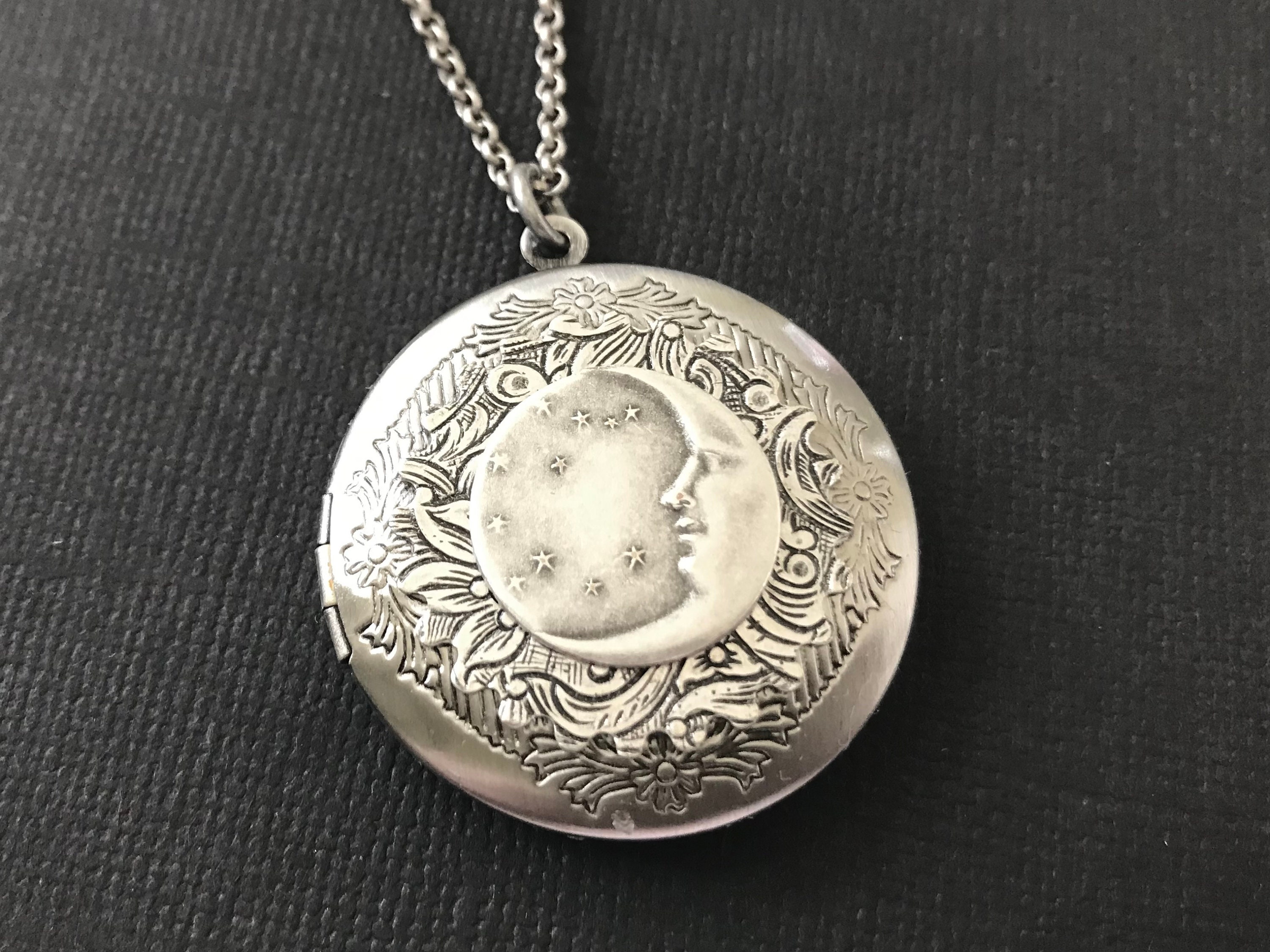 Antique Silver Locket - Etsy Canada
