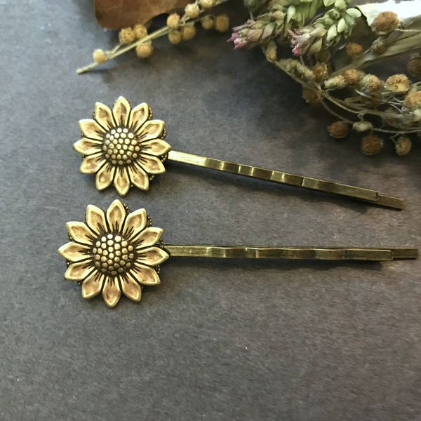 Sunflower Hair Pins Gold Woodland Flower Floral Bobby Pin Nature Inspired Garden Flower Bohemian Bride Woodland Wedding Bridesmaid Hair