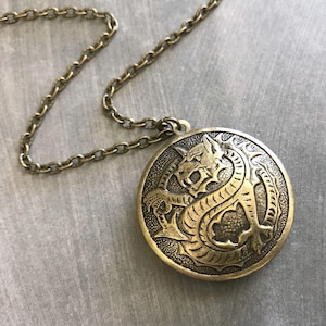 Dragon Hidden Locket Gothic Medieval Dragon Necklace Unisex Men&#39;s Locket BFF Gift Vintage Style Antique Brass Serpent Medallion Photo Locket