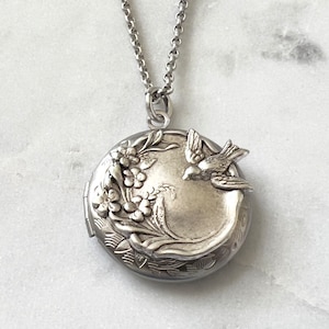 Silver Bird Locket Girlfriend Gift Unisex Jewelry Bird Watcher Gift Bridesmaid Gifts Woodland Flowers Bird Gifts for Her Family Pet Photos image 4