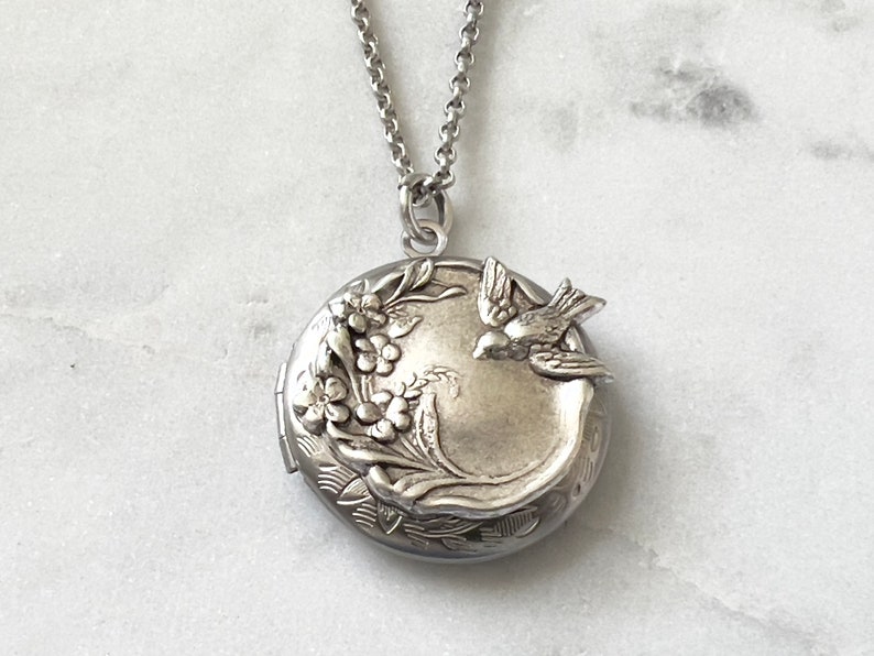 Silver Bird Locket Girlfriend Gift Unisex Jewelry Bird Watcher Gift Bridesmaid Gifts Woodland Flowers Bird Gifts for Her Family Pet Photos image 4