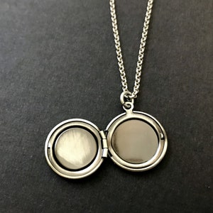 Small Moon Star Locket Celestial Locket ANTIQUE SILVER Lunar Moon Necklace Bridesmaid Gift Unisex Men's Locket Best Friend Gift Photo Locket image 6