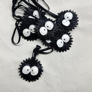 Handgefertigte Anpassung Lederhandwerk Schwarz Kohle Kugel Puppe Anhänger Autoschlüssel Tasche Taschenanhänger Geschenk Hand-angefertigt