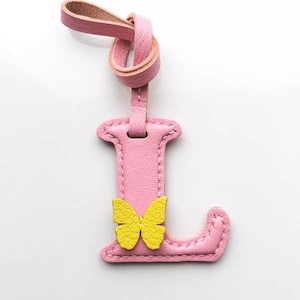 Pendentif en cuir avec inscription papillon, pendentif porte-clés, personnalisation, porte-clés de voiture fait main, pendentif de sac, artisanat en cuir fait main