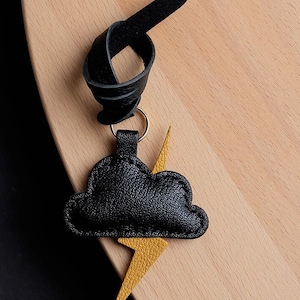Thundercloud porte-clés cartable pendentif personnalisation pur fait main voiture porte-clés sac pendentif artisanat en cuir fait main