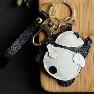 Pendentif porte-clés panda Personnalisation Pendentif de sac porte-clés de voiture fait main, artisanat en cuir fait main