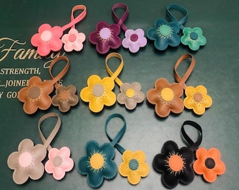 Flower pendant Customization Pure Handmade Car Keychain Bag Pendant Handmade Leather Crafts