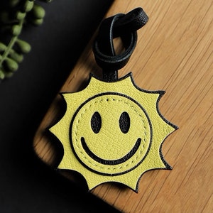 Porte-clés soleil double face cartable pendentif personnalisation pur porte-clés de voiture fait main sac pendentif artisanat en cuir fait main