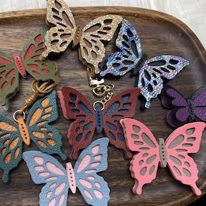 Pendentif papillon Personnalisation Pur porte-clés de voiture fait main Pendentif de sac Artisanat en cuir fait main