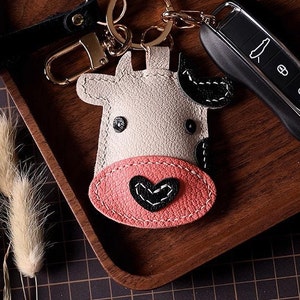 Porte-clés pour bovins, cartable, pendentif, personnalisation, pur fait main, porte-clés de voiture, pendentif, artisanat en cuir fait main