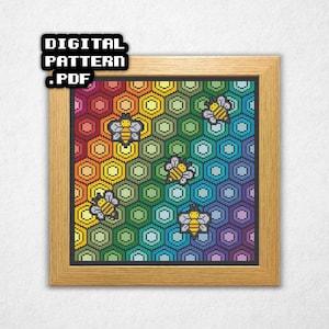 Puede incluir: Un patrón de punto de cruz digital enmarcado con un diseño de panal de abejas colorido y abejas. El patrón utiliza un arcoíris de colores, con abejas amarillas y negras. El texto "DIGITAL PATTERN .PDF" está en la esquina superior izquierda.