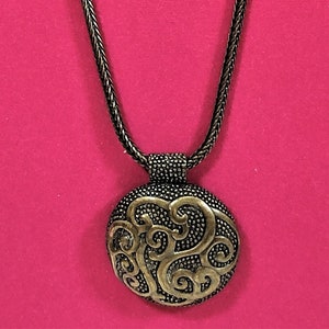 Vintage Coldwater Creek Necklace, Bronze Colored, Square Box Chain, Round Scroll Pendant,